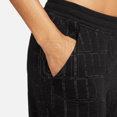 6. Nike Yoga Therma-FIT Luxe Pants W DQ6314-010
