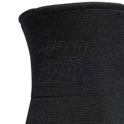 6. Adidas 5 Inch KP IW1504 volleyball knee pads