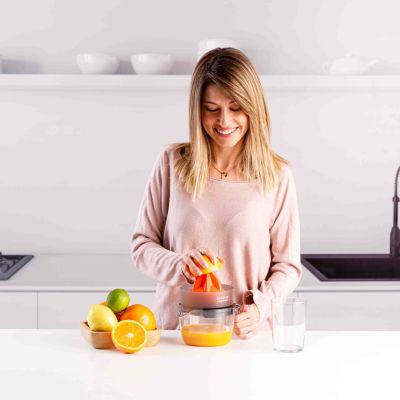 3. Taurus Citrus Compact Glass 30W Citrus Juicer