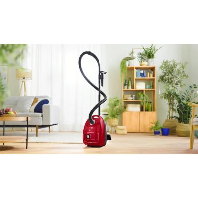 7. BOSCH BGB 38RD2 Vacuum Cleaner