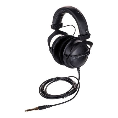 11. Beyerdynamic DT 770 PRO 80 OHM BLACK LIMITED EDITION - Closed studio headphones