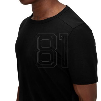 4. On Running On T-shirt – TM 1MD10200553