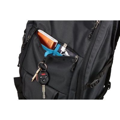7. Thule TSDP-115 Submarine Backpack 15" Dark Shadow
