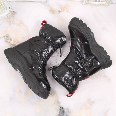 6. Snow boots on the insulated platform Filippo W PAW401A