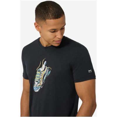 Men’s SUPER.NATURAL M FLASHY SNEAKER TEE T-shirt in black