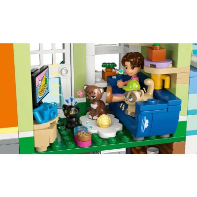17. LEGO FRIENDS 42670 Heartlake City Apartments and Shops