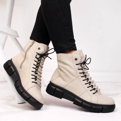 15. Rieker W X3428 insulated ankle boots beige 