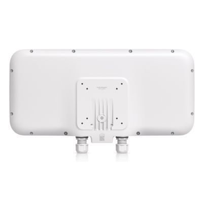 4. Ubiquiti E7-Audience 11500 Mbit/s White PoE Support