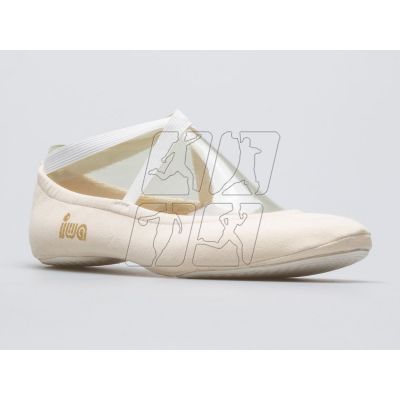 2. Gymnastic ballet shoes IWA 302 cream