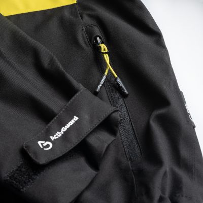 8. Elbrus Poul Tb Jr jacket 92800593764