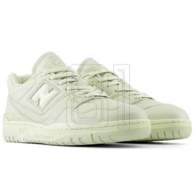 11. New Balance unisex BB550MCC shoes