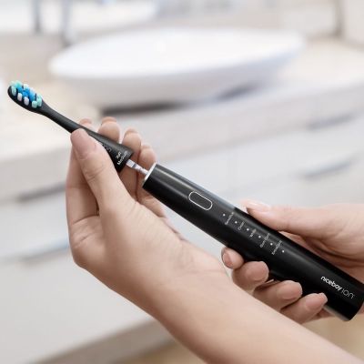3. Niceboy SONICBLACK Electric Toothbrush Adult Vibrating Toothbrush Black