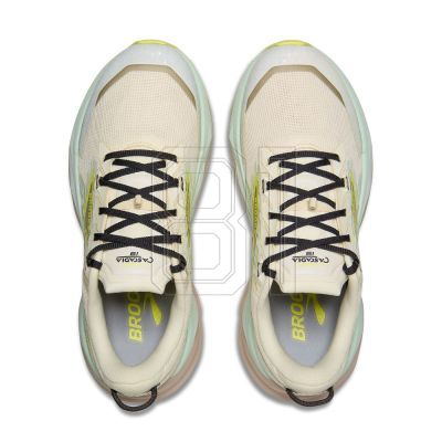 7. Cascadia 19 Women's Trail Running Shoes Light Gray