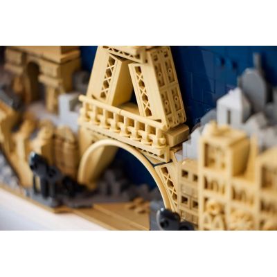 21. LEGO Architecture 21064 Paris
