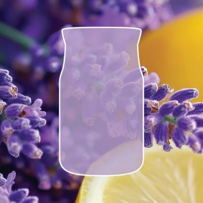 Medium Candle LEMON LAVENDER YANKEE