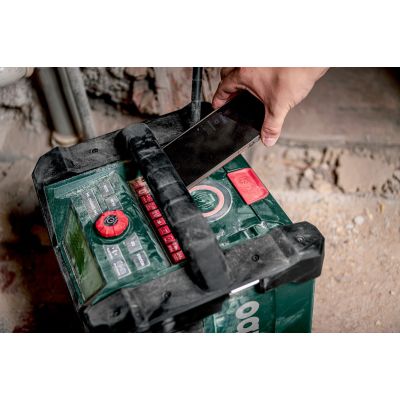 4. Metabo RC 12-18 Workplace Analog and Digital Black, Green, Red