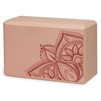 4. Gaiam Cantaloupe Point 64967 yoga block