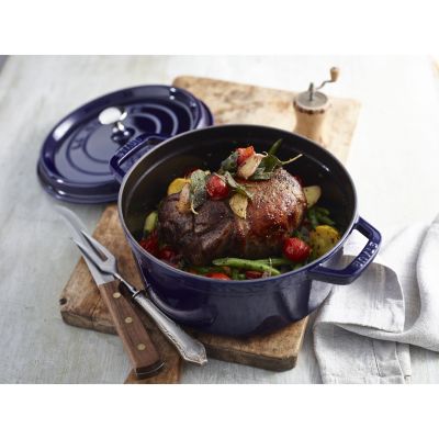 7. Staub 40510-283-0 Casserole Pot 3.8 l Blue