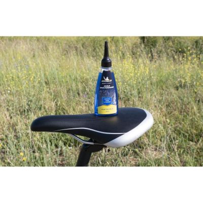 3. MICHELIN CLEANING AND PROTECTIVE OIL 100ML