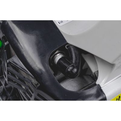 14. W43434 WUBER petrol leaf blower