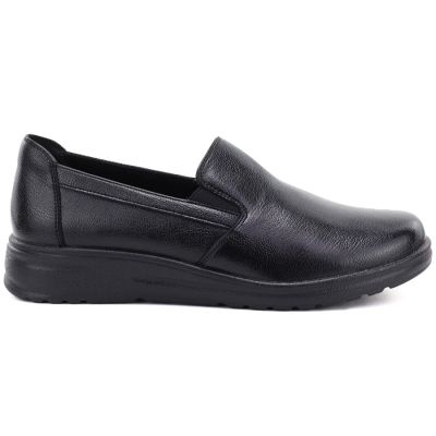 2. Women's leather slip-on wedge shoes, black, Potocki JE19505