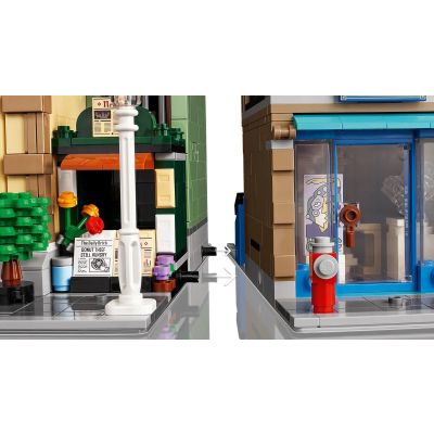 6. LEGO Creator Expert 10297 Boutique Hotel