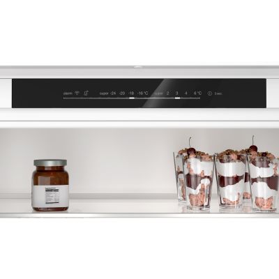 13. Built-in refrigerator BOSCH KBN96VFE0 70 cm wide
