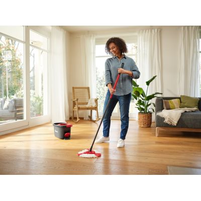 34. Vileda TURBO spin mop