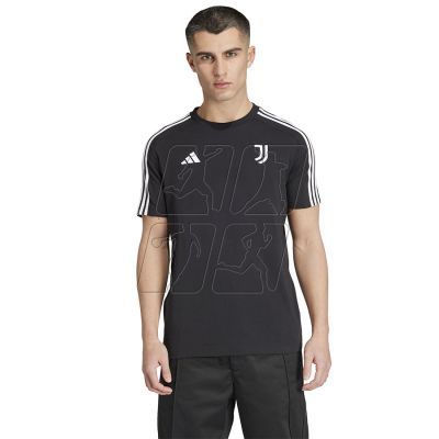 2. Adidas Juventus DNA Tee M IY4120