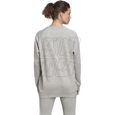 5. Sweatshirt adidas Essential Boyfriend Crew W FN5785