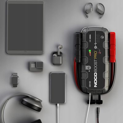 4. Noco GB150 Boost 12V 3000A Jump Starter Powerbank