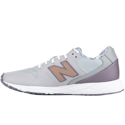 7. New Balance W WRT96PCB Shoes