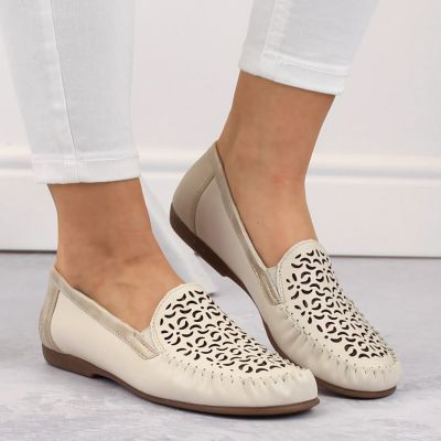 3. Rieker W RKR658 comfortable leather openwork shoes, beige