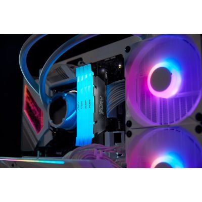 7. KINGSTON DDR4 16GB 3200MT/s CL16 DIMM FURY Renegade RGB