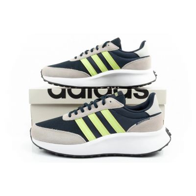 10. Adidas Run 70S men's sneakers for running