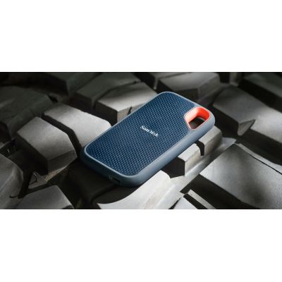 4. SanDisk Extreme 2TB Portable Drive