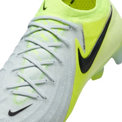 4. Nike Phantom GX II Elite SG M FJ2586-003 football boots