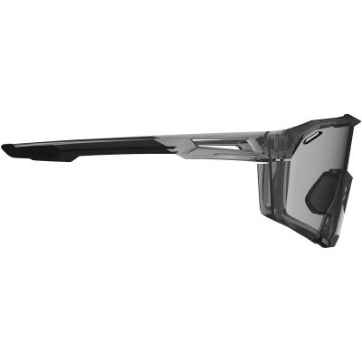 2. LEATT SpeedViz Pro Photochromic Cycling Glasses