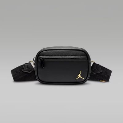 2. Air Jordan Monarch Camera Bag 1L Black - WA9164-G0T