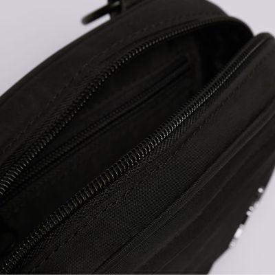 3. Jordan Waist Bag WA0870-023