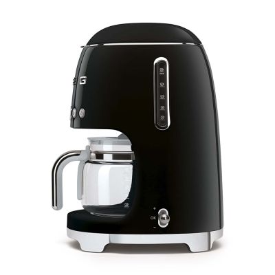 25. SMEG DCF02BLEU drip coffee maker