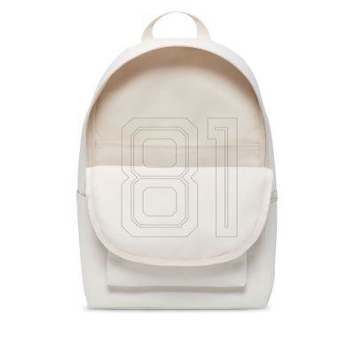 2. Nike Heritage Backpack DC4244-104