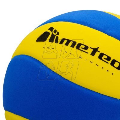 3. Volleyball Meteor Eva 10070