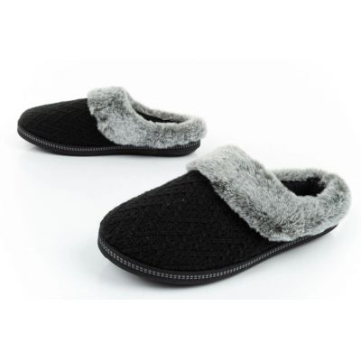 16. Skechers W 167225/BLK Slippers