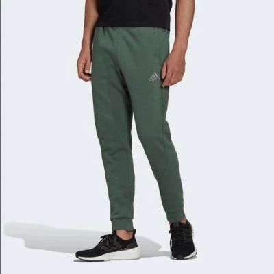 3. adidas Recbos M HM7892 sweatpants
