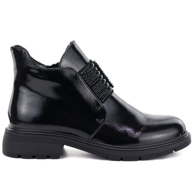 2. Women's black patent leather ankle boots M.Daszyński MR2501