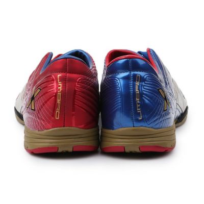 5. Umbro Revolution FCE II-A IN M 886672-6CT Indoor Shoes
