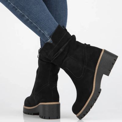 5. Women's leather ankle boots, ruffled, black, Filippo DBT6402