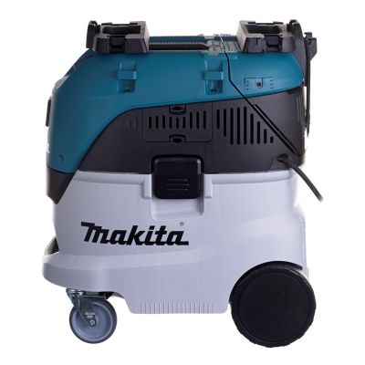 3. Makita VC4210L industrial vacuum cleaner