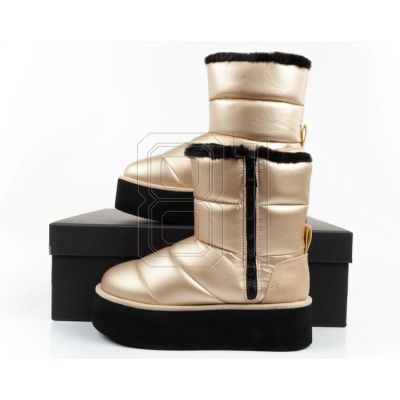 17. Shoes, snow boots Karl Lagerfeld Thermo W KL48554HGD